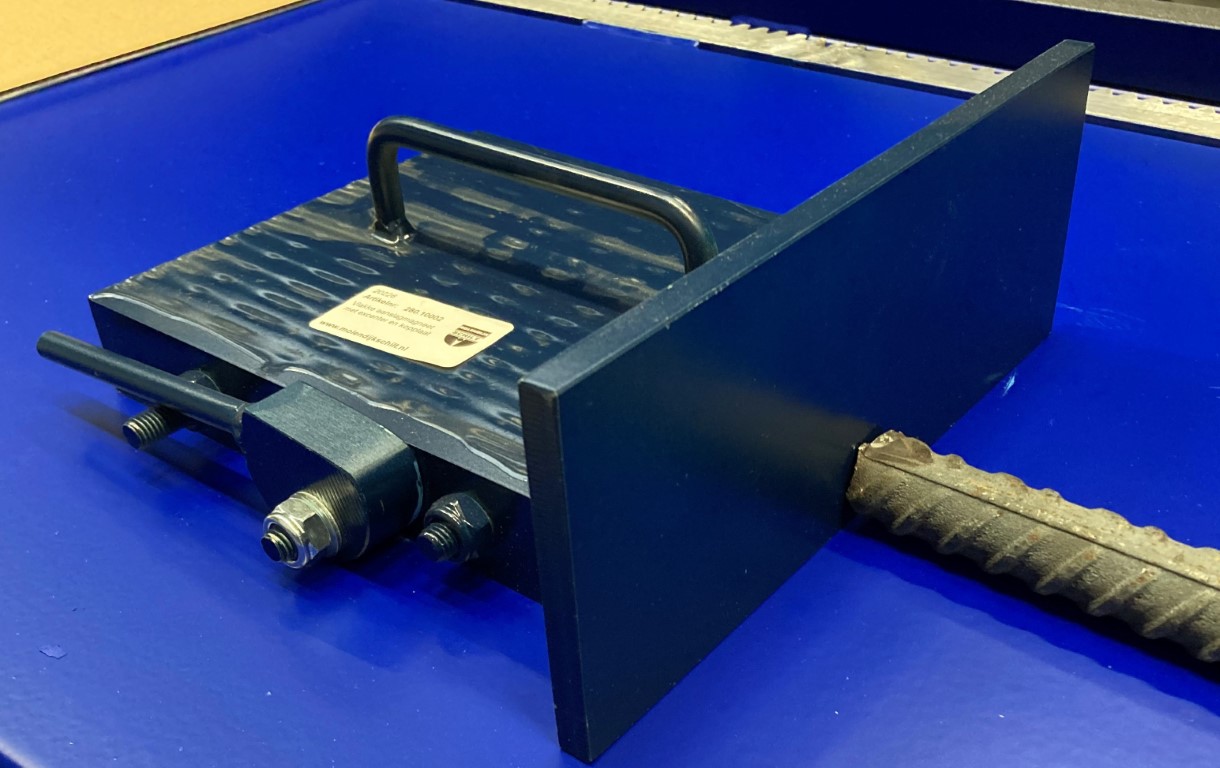 Vlakke aanslagmagneet met excenter en kopplaat