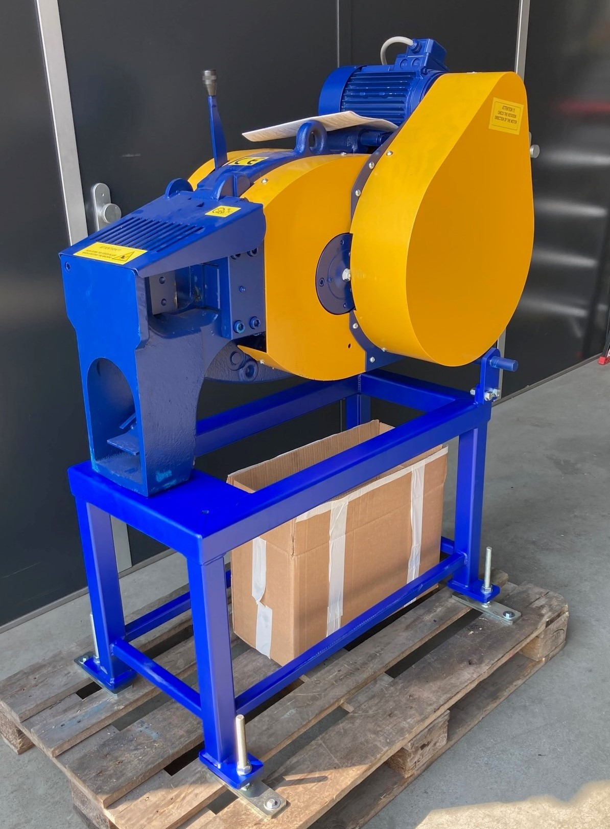 Onderstel voor knipmachine MSC-E, met pedaal